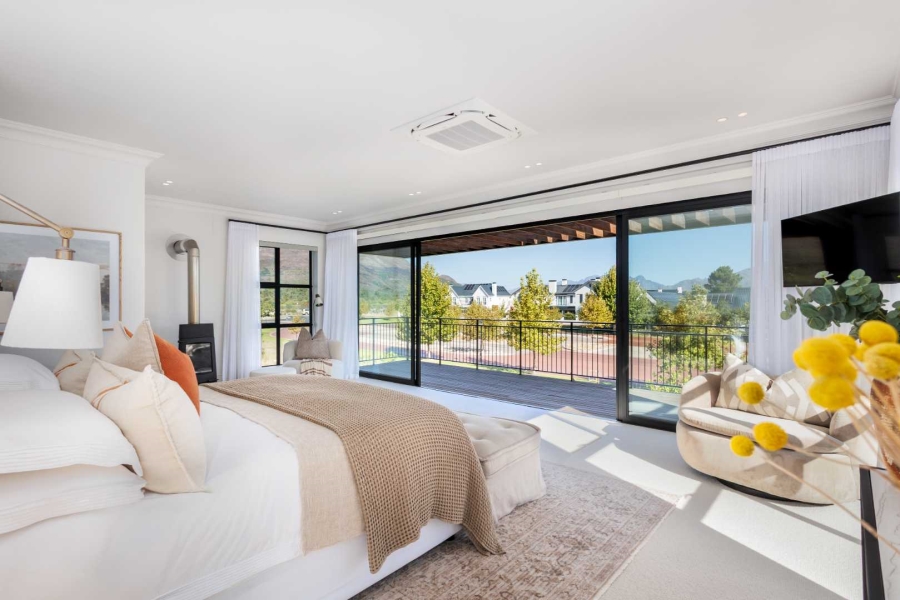 8 Bedroom Property for Sale in Val De Vie Estate Western Cape